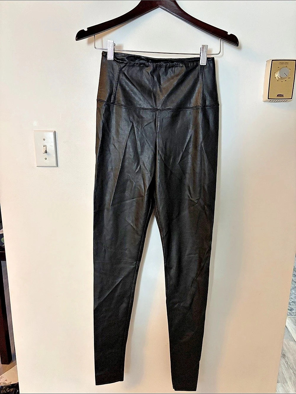 Wilfred Free Daria Pant Black Faux Leather Leggings, Size Medium